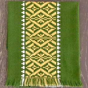 Table Runner Mid-Century Modern Geometric Design